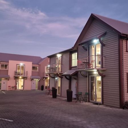 The Mews Oamaru Motel Eksteriør billede