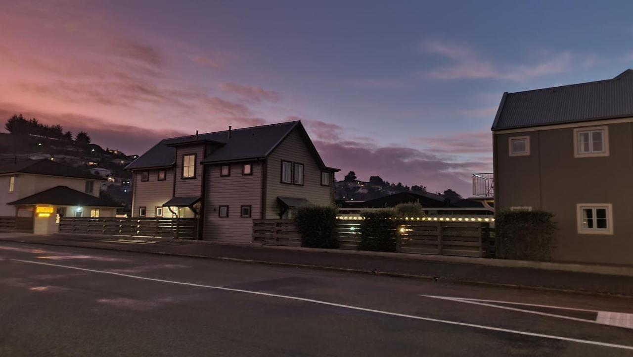 The Mews Oamaru Motel Eksteriør billede