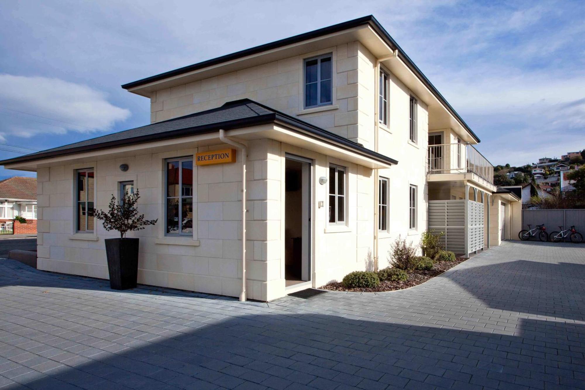 The Mews Oamaru Motel Eksteriør billede