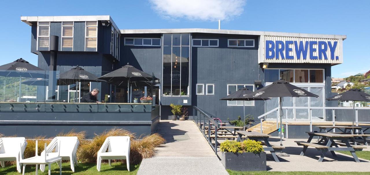 The Mews Oamaru Motel Eksteriør billede